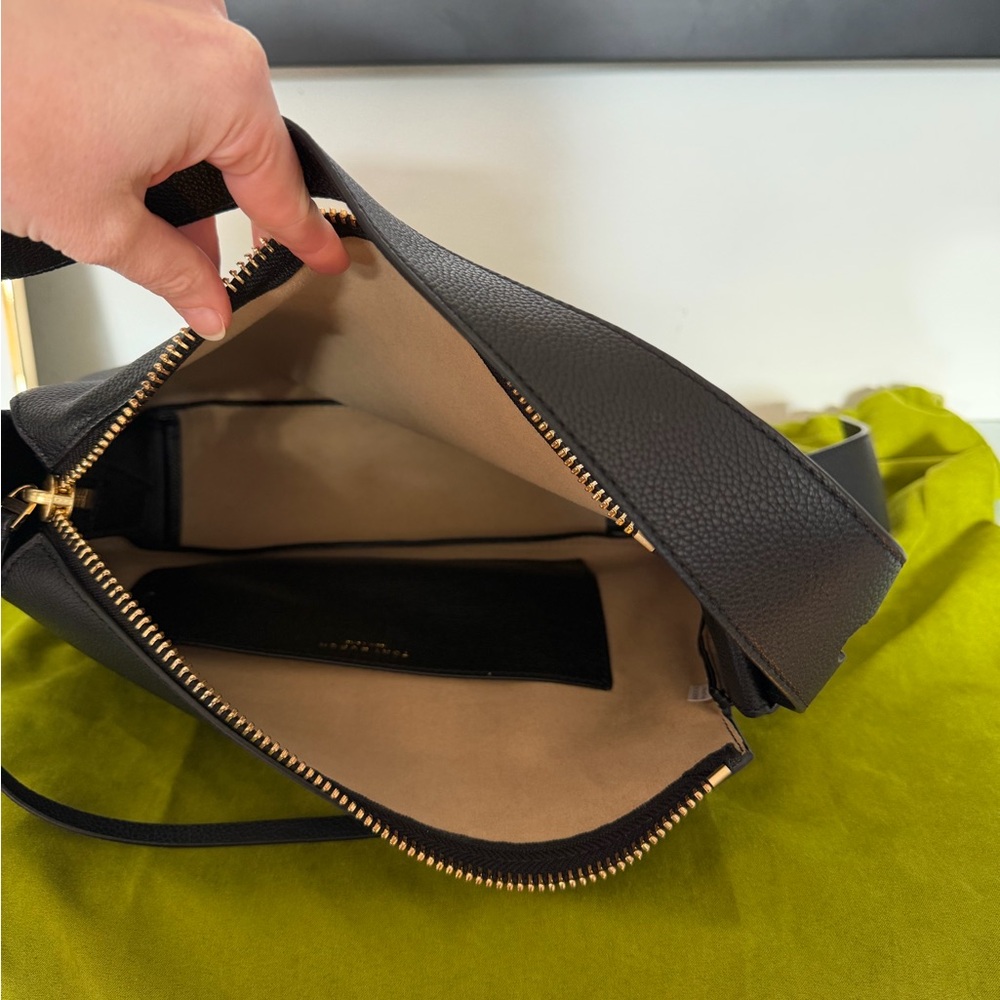 Tory Burch Black Leather Romy Shoulder Bag - Picture 7 of 13